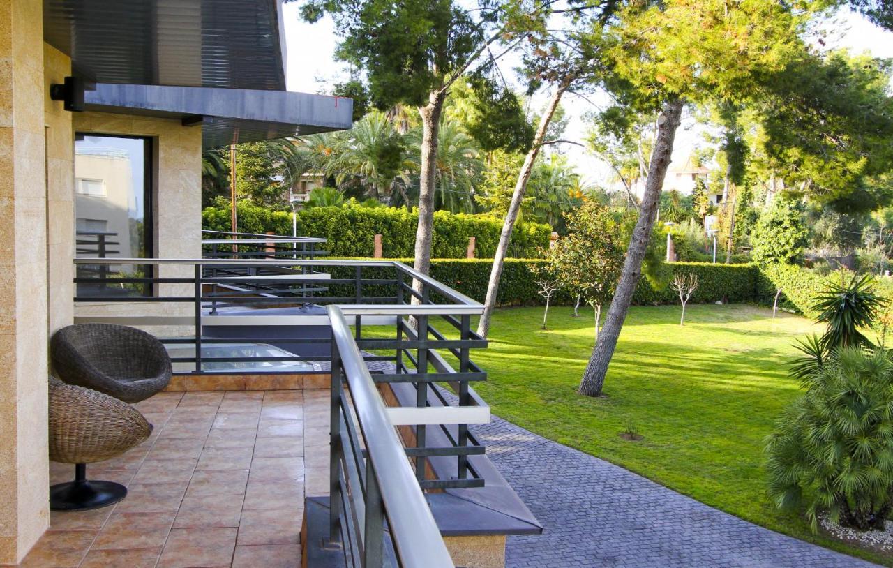New Play Lake Villa Salou Exterior photo