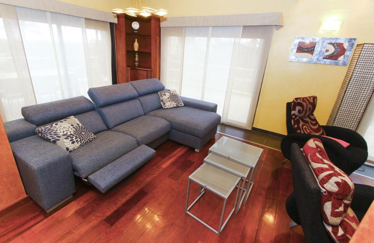New Play Lake Villa Salou Exterior photo